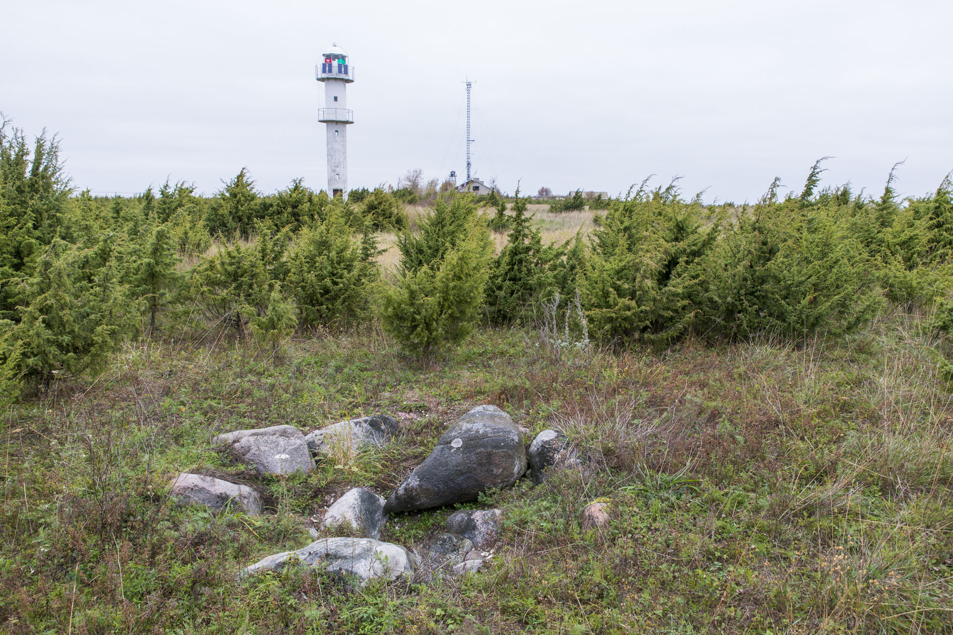 20161013-Harilaid-745.jpg - Väljasõit Harilaiule 13.10.2016. Tuuliku jalg